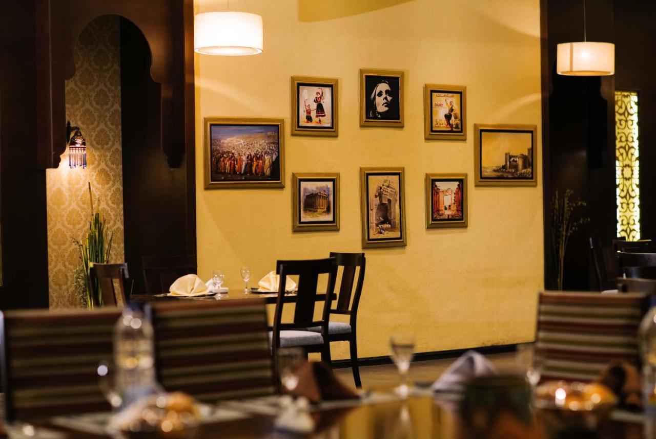 Triumph Plaza Hotel Kairo Bagian luar foto