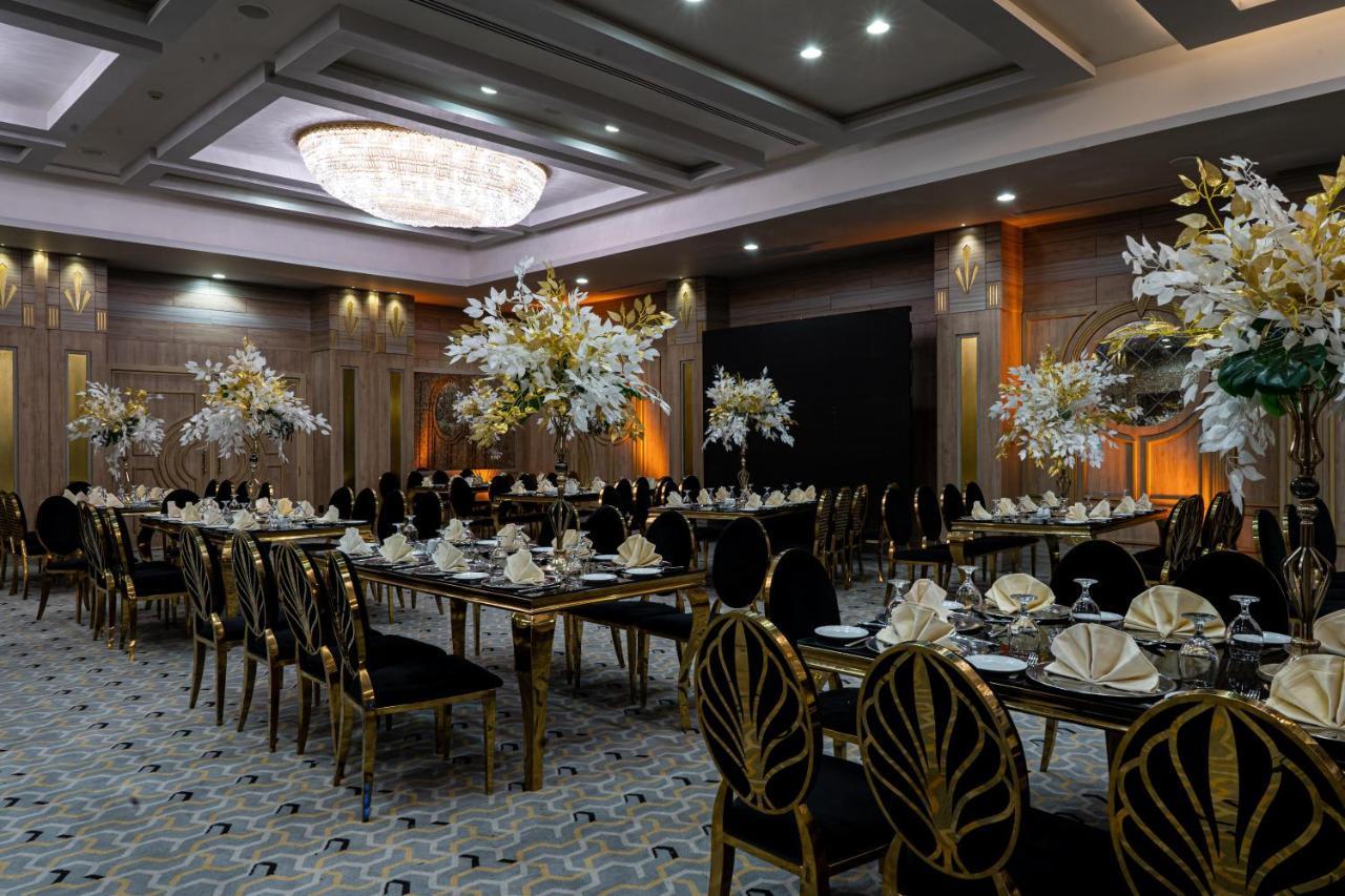 Triumph Plaza Hotel Kairo Bagian luar foto