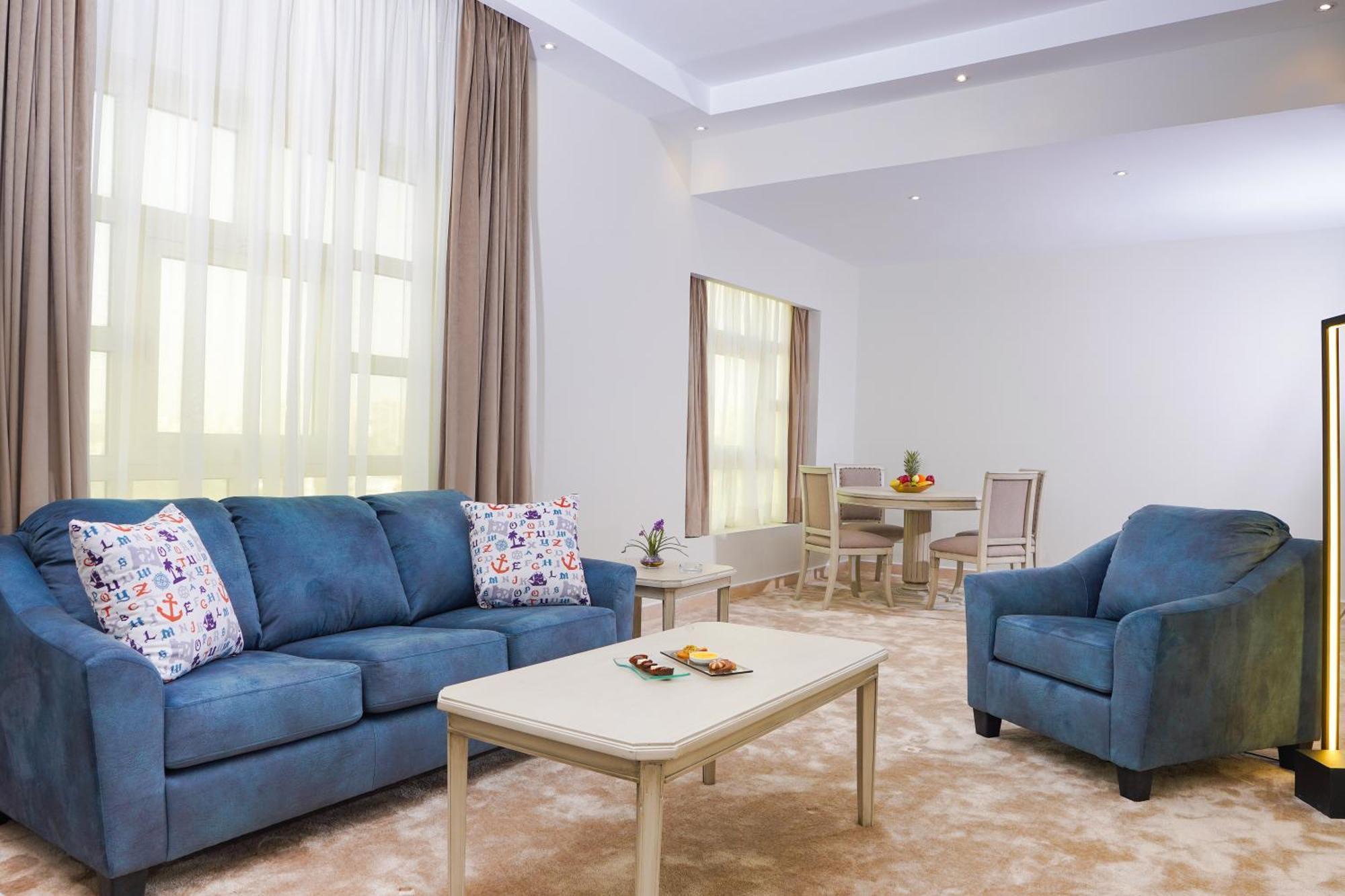 Triumph Plaza Hotel Kairo Bagian luar foto